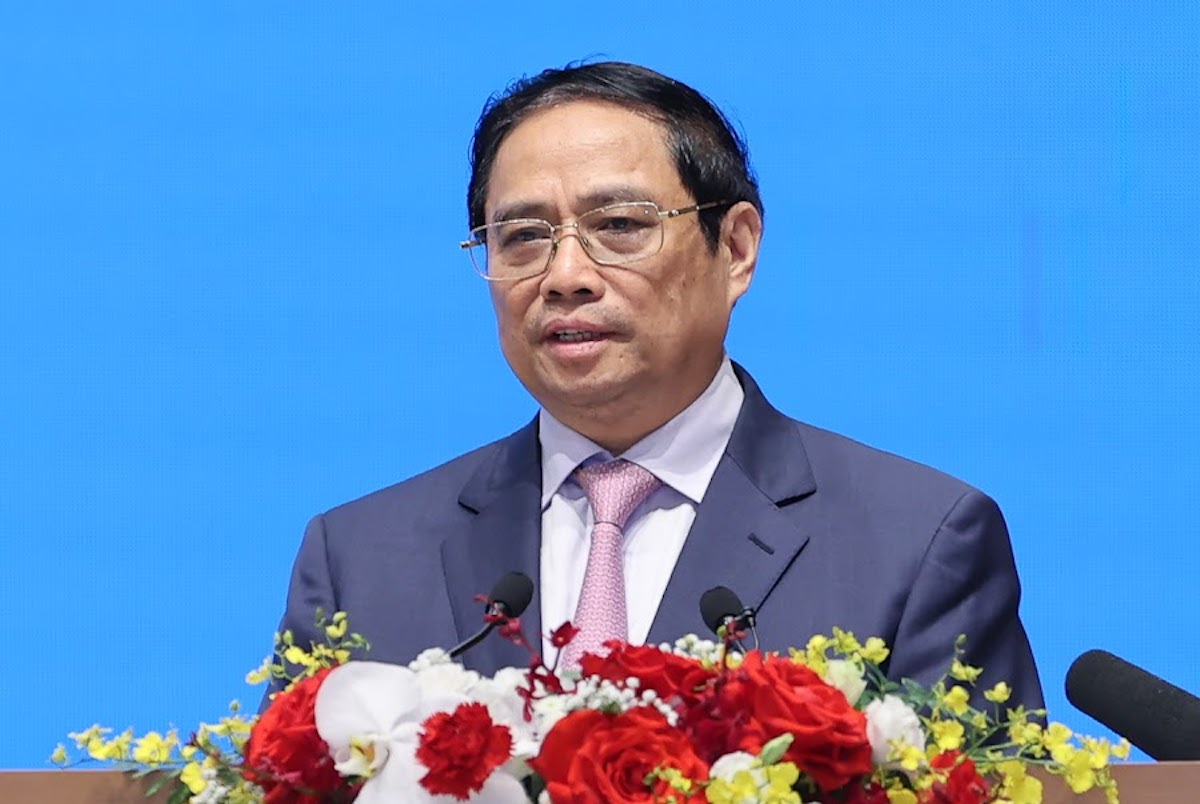 Thủ tướng Phạm Minh Chính phát biểu trước các nhà đầu tư nước ngoài, ngày 22/4. Ảnh: VGP
