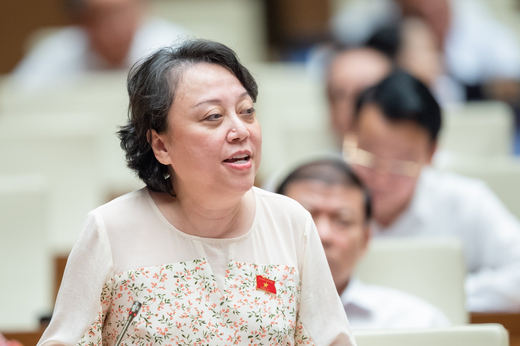 230520230415-z4369810498673-aa-2000-6166-1684838878 Đại biểu Phạm Khánh Phong Lan (TP HCM) phát biểu chiều 23/5. Ảnh: Media Quốc hội