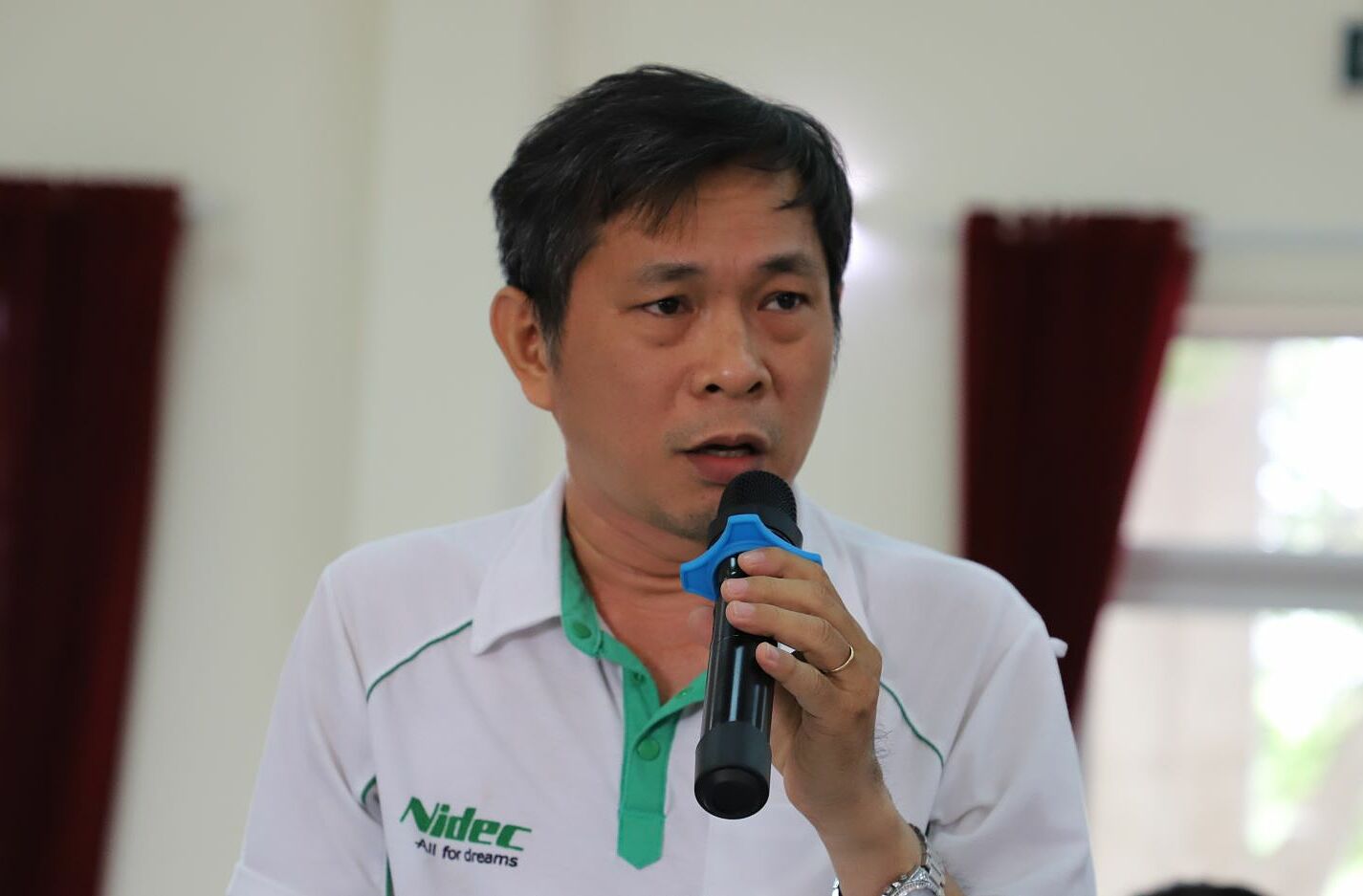 img-2884-5230-1683617123-16836-8621-3914-1683620364 Ông Lưu Kim Hồng phát biểu tại buổi đối thoại, sáng 9/5. Ảnh: Lê Tuyết