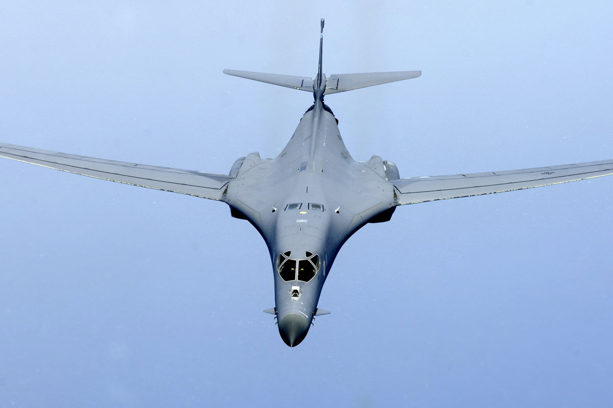 Một oanh tạc cơ chiến lược  B-1B của Không quân Mỹ. Ảnh: Military.com
