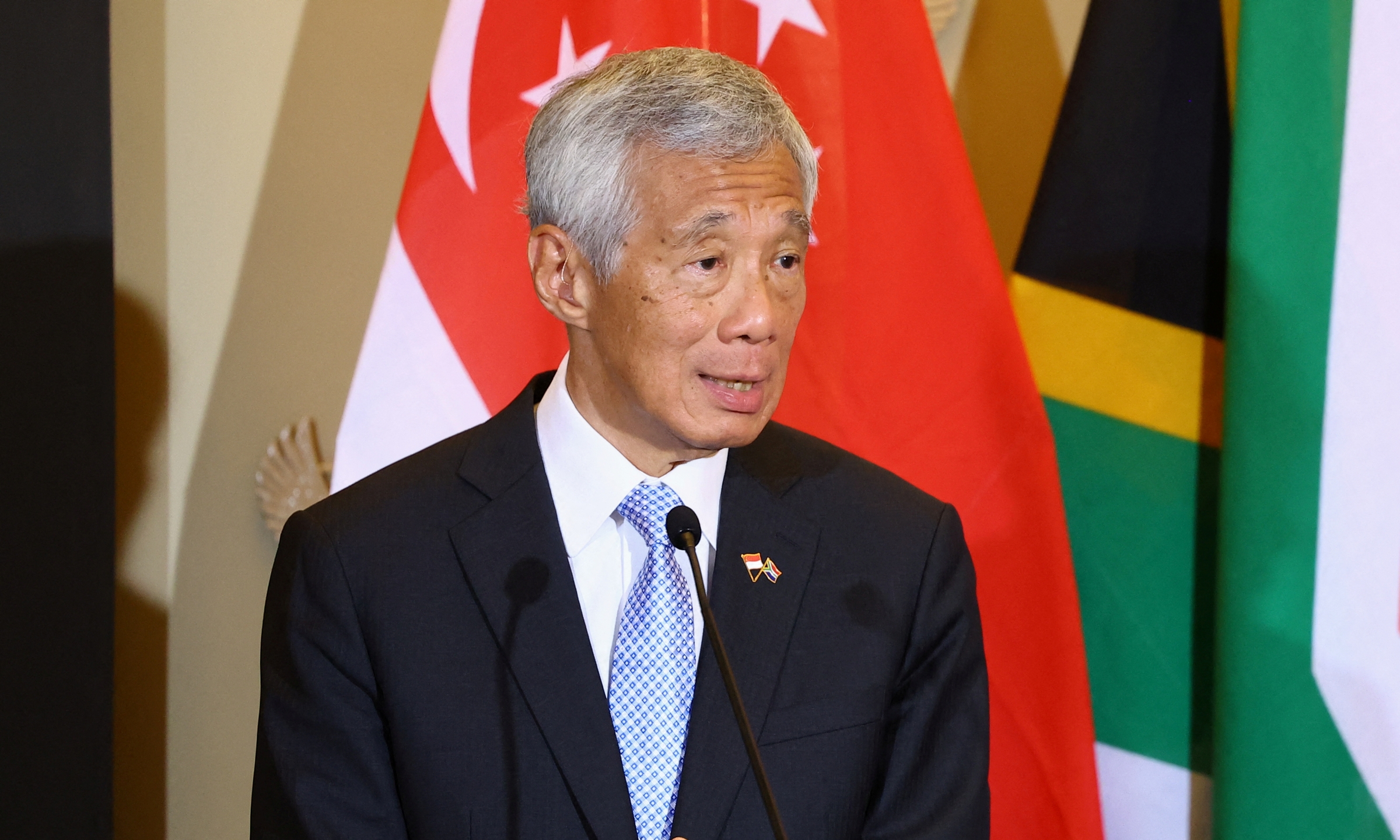 2023-05-16t121141z-866771896-r-1287-1432-1692791605 Thủ tướng Singapore Lý Hiển Long tại Cape Town, Nam Phi, hôm 16/5. Ảnh: Reuters