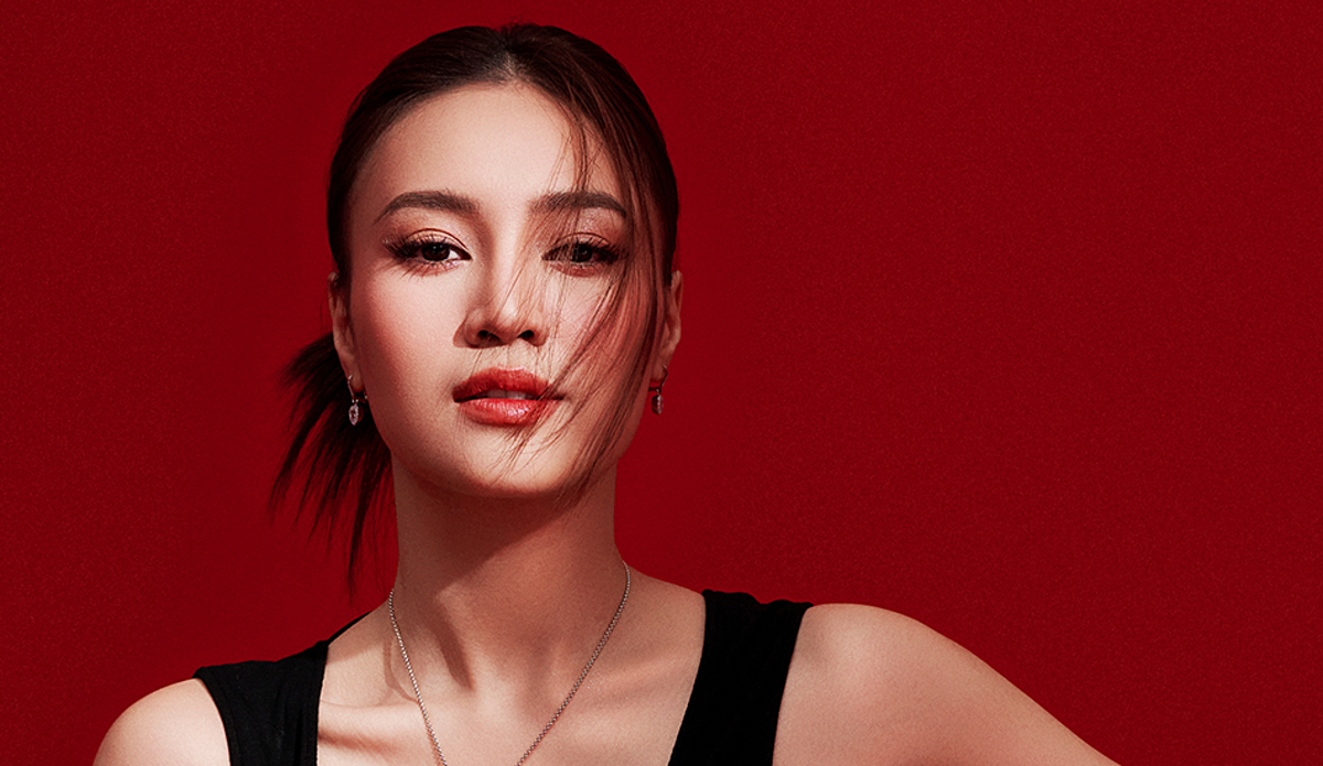 ninh-duong-lan-ngoc-1692779469-8079-1692779517 Diễn viên Ninh Dương Lan Ngọc thử sức ca hát và vũ đạo ở sân chơi Đạp gió. Ảnh: Nhân vật cung cấp