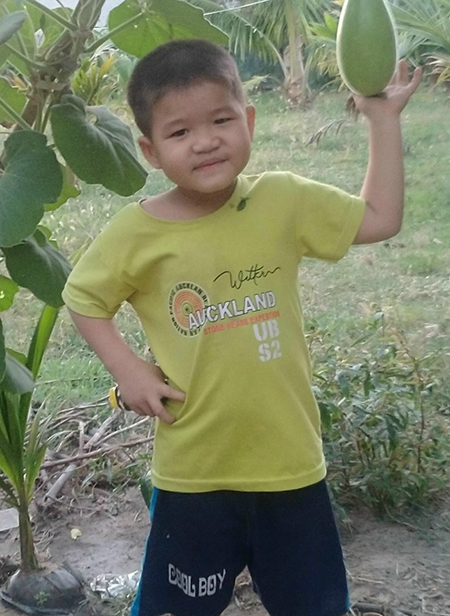 Trung Quân khi chưa phát bệnh, ở với bà ngoại tại Bình Thuận. Ảnh: Nhân vật cung cấp.