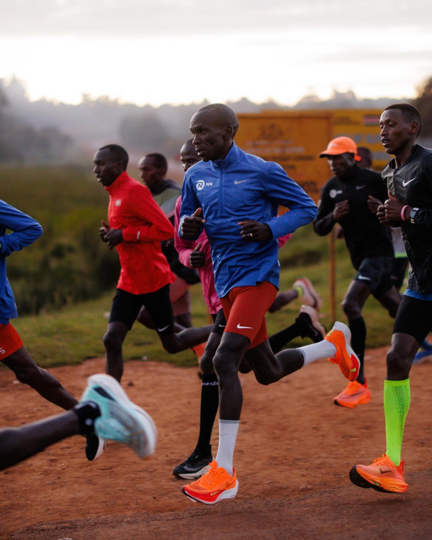 448694136-18327932878125983-88-3273-2186-1721281717-1 Kipchoge trong buổi tập tại Kaptagat ngày 21/6. Ảnh: Facebook / Eliud Kipchoge