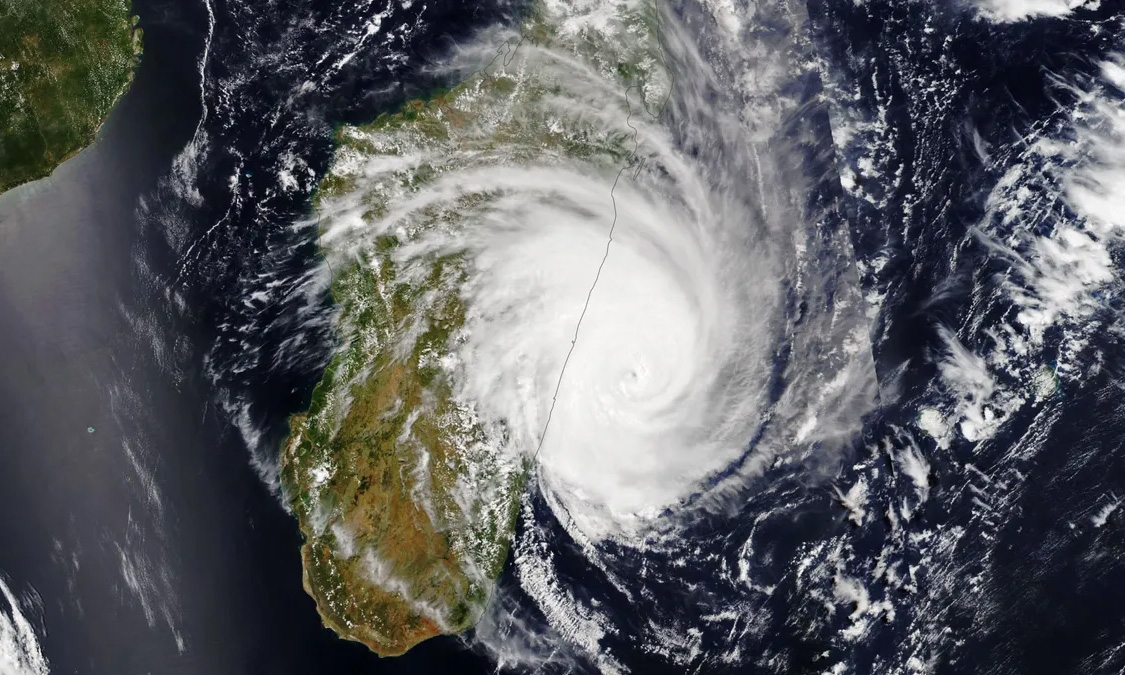 Bão Freddy đổ bộ Madagascar tháng 2/2023. Ảnh: NASA Earth Observatory