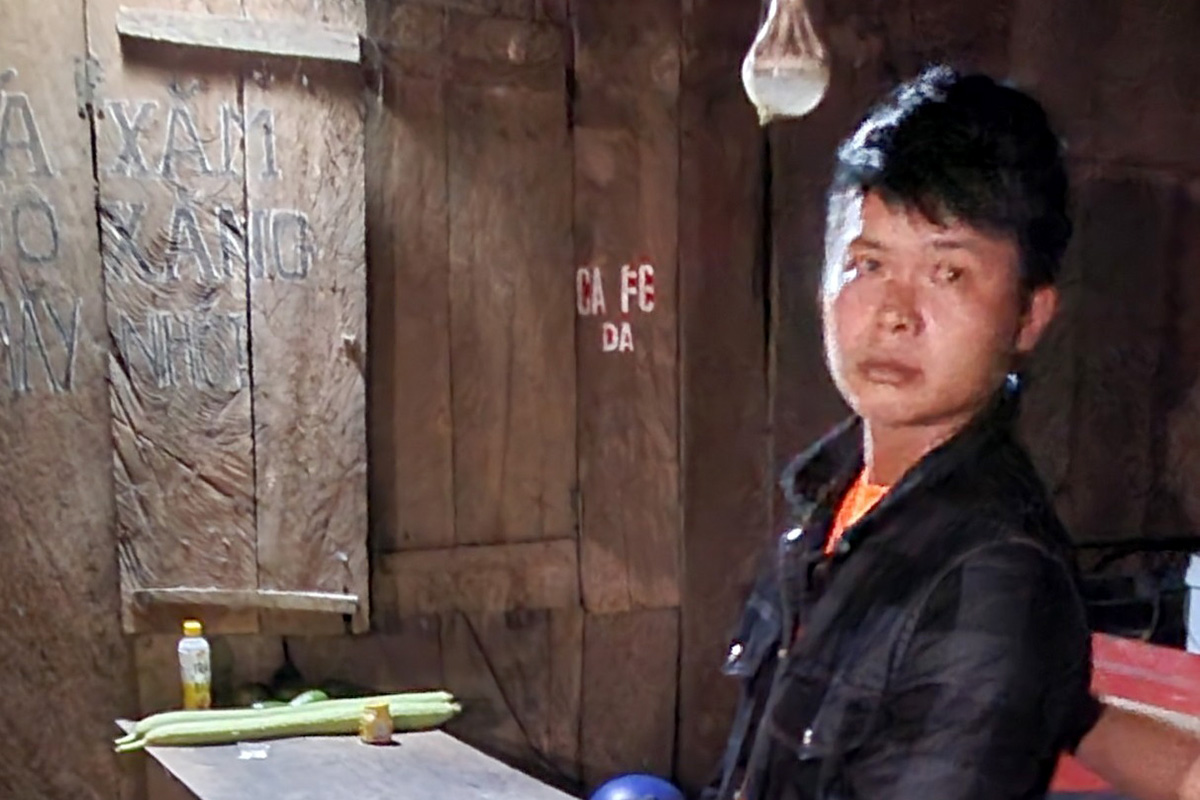 nguyen-van-ha-6733-1721057717 Nguyễn Văn Hà khi thực nghiệm hiện trường. Ảnh: Công an Lâm Đồng