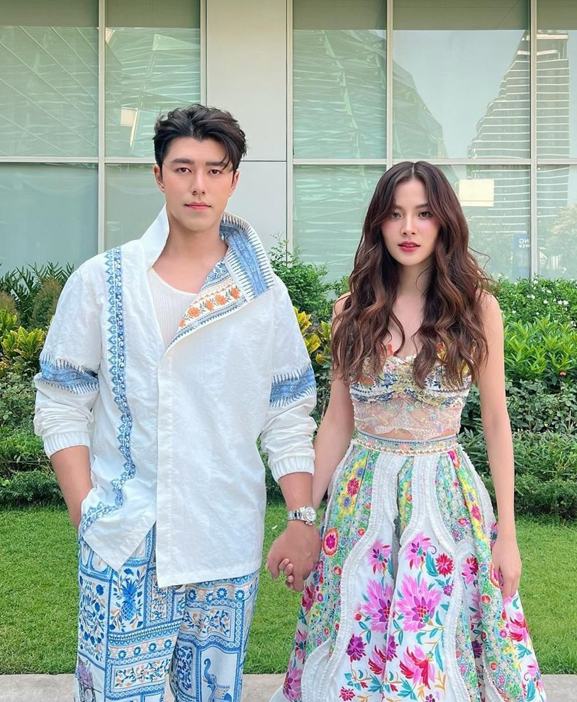 Nine Naphat và Baifern Pimchanok tại sự kiện tổ chức tháng 4. Ảnh: Thai Headlines