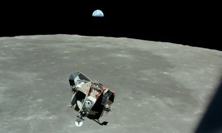 vne-man-2666-1721622608-1 Bức ảnh của do phi hành gia Michael Collins chụp trong nhiệm vụ Apollo vào ngày 21/7/1969. Ảnh: NASA