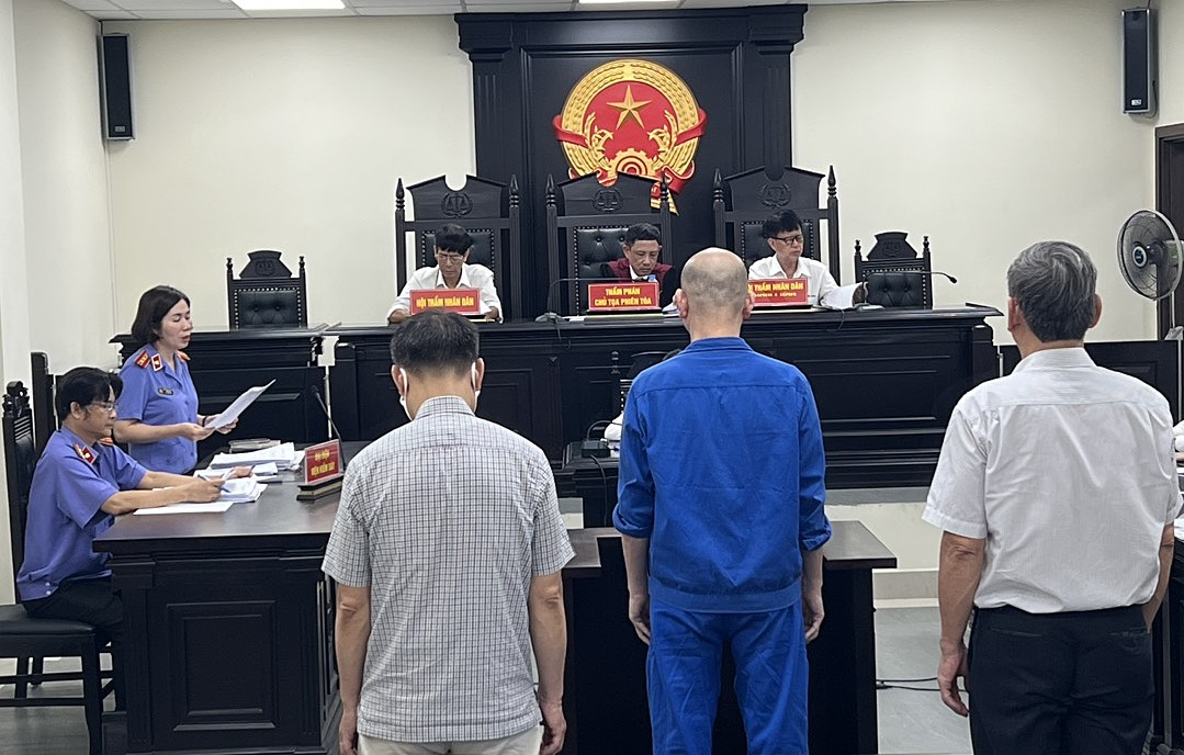 4e9d3bc055aef1f0a8bf-172319561-7937-2232-1723196396 Phiên tòa được mở sau 2 lần hoãn hồi tháng 7. Ảnh: Danh Lam