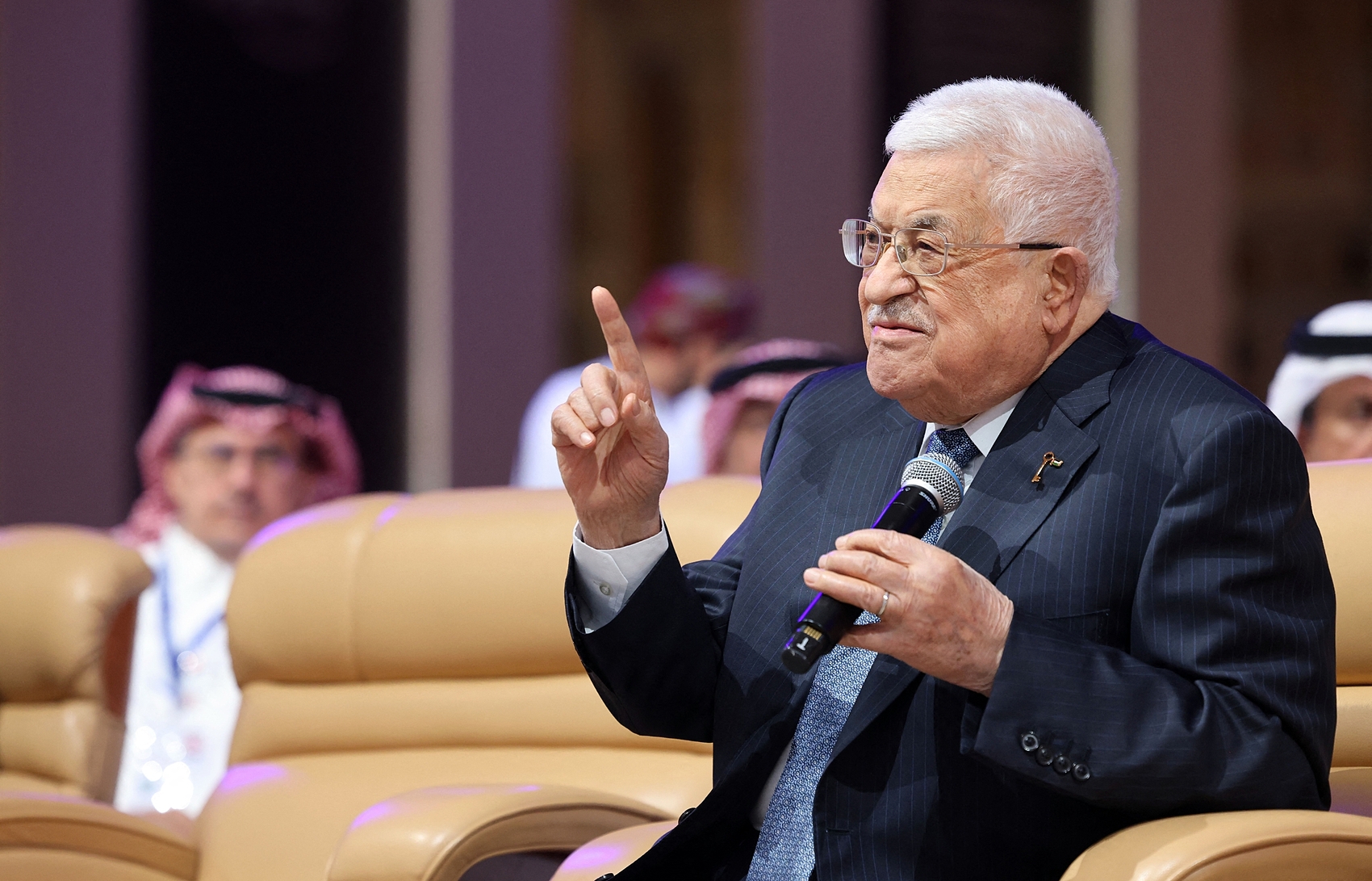 afp-20240428-aa-28042024-16503-2604-4335-1722917960 Tổng thống Palestine Mahmoud Abbas phát biểu tại Diễn đàn Kinh tế Thế giới ở Riyadh, Arab Saudi ngày 28/4. Ảnh: AFP