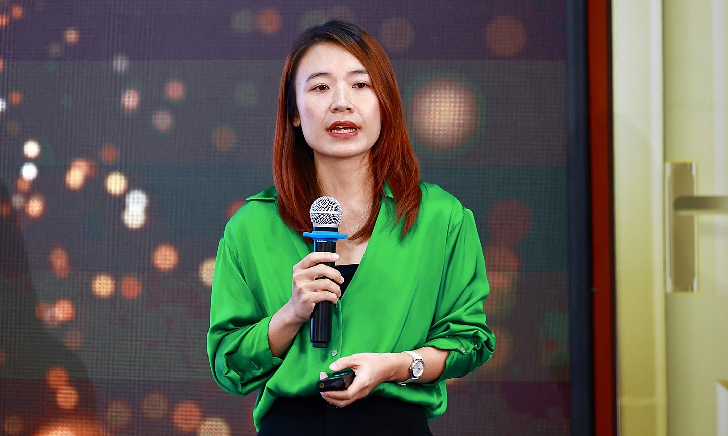 ba-la-minh-trang-nielseniq-172-4672-5963-1723617880 Bà Lê Minh Trang, Phó Giám Đốc Bộ phận Nghiên cứu Bán Lẻ, NielsenIQ phát biểu tại hội thảo, ngày 14/8. Ảnh: BTC