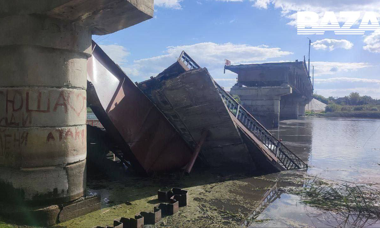 cau-6306-1723870924 Cây cầu bị phá hủy sau đòn tập kích của Ukraine hôm 16/8. Ảnh: Telegram/Baza