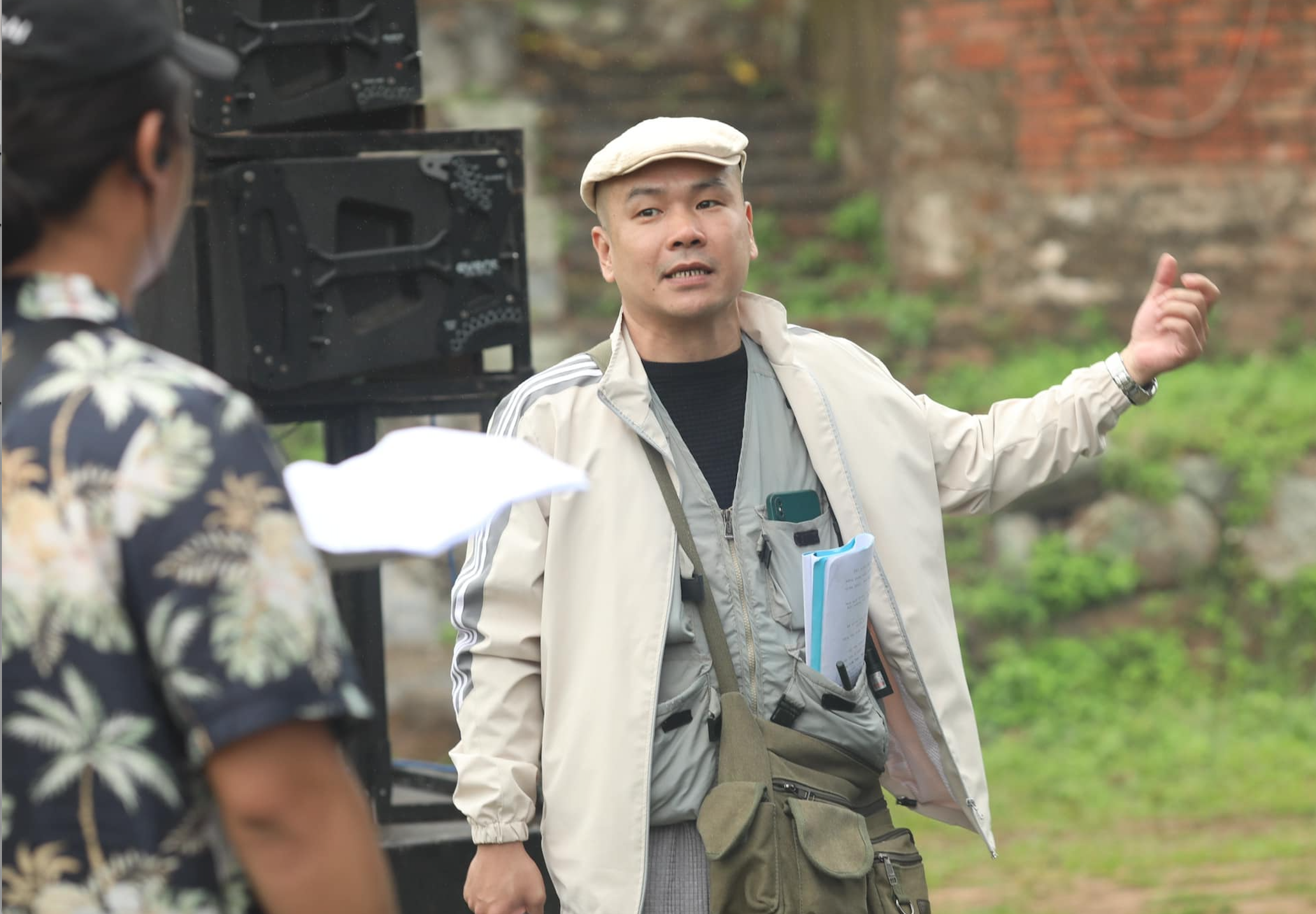 Đức Thịnh làm đạo diễn cho một dự án. Ảnh: Nhân vật cung cấp