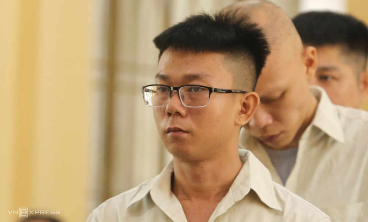 Low Boon Leng tại phiên tòa sơ thẩm ngày 16/8. Ảnh: Đắc Thành