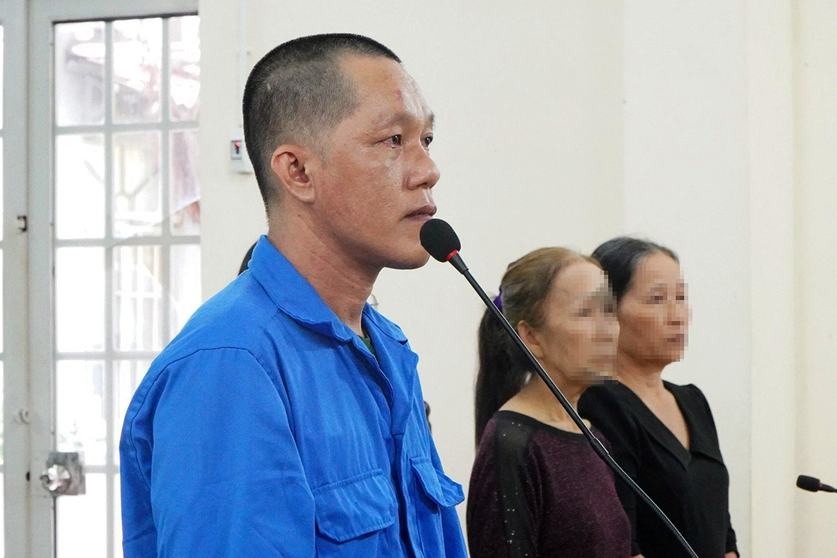 Mai Văn Kha tại tòa. Ảnh: Hắc Minh