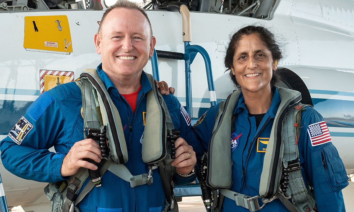 phg-boeing-7858-1722226964 Phi hành gia Butch Wilmore và Suni Williams. Ảnh: NASA/Robert Markowitz