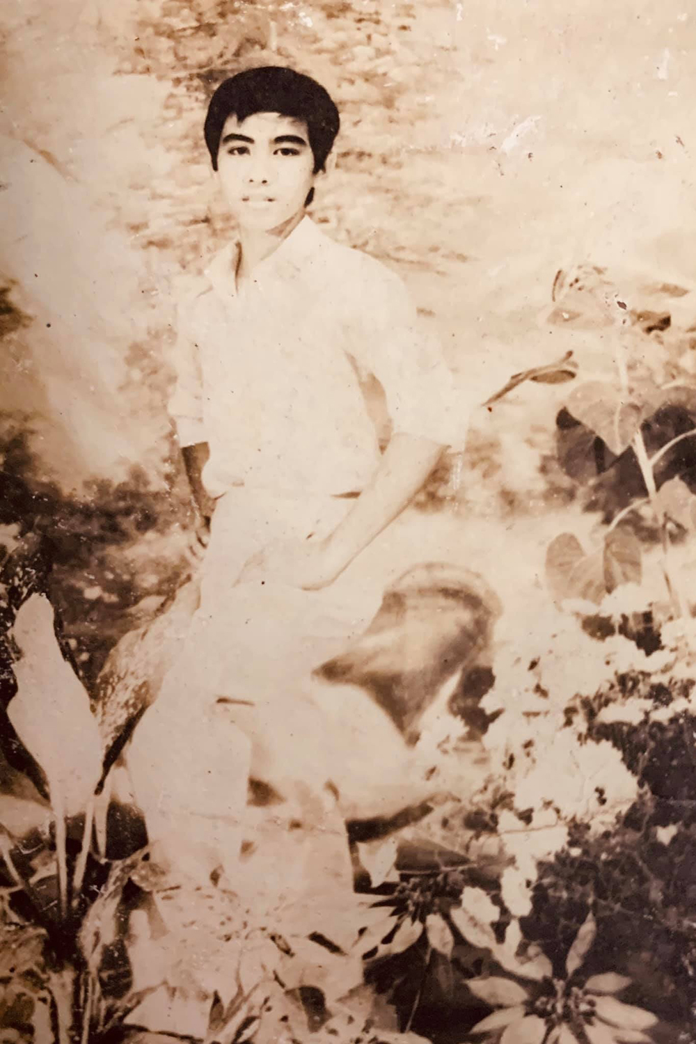 quyen-linh-0-8307-1723721257 Dịp trở lại màn ảnh rộng sau hơn 20 năm, nghệ sĩ ôn ký ức thuở mới vào nghề qua loạt ảnh thời niên thiếu, thanh xuân, Quyền Linh thời niên thiếu, được anh mô tả