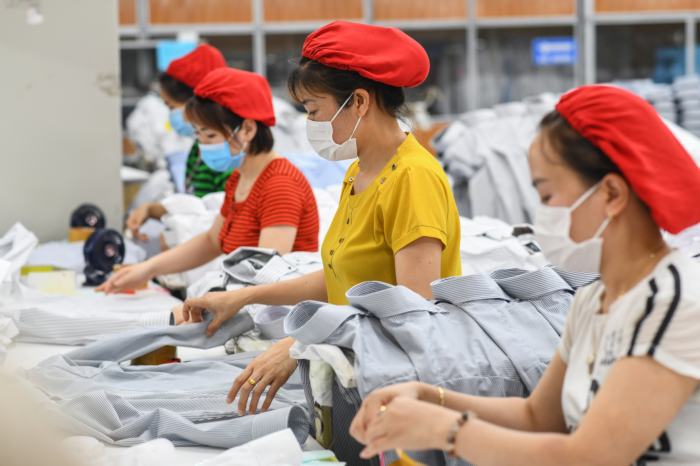 Người lao động tại Công ty may Thái Anh - Hải Phòng. Ảnh: Giang Huy