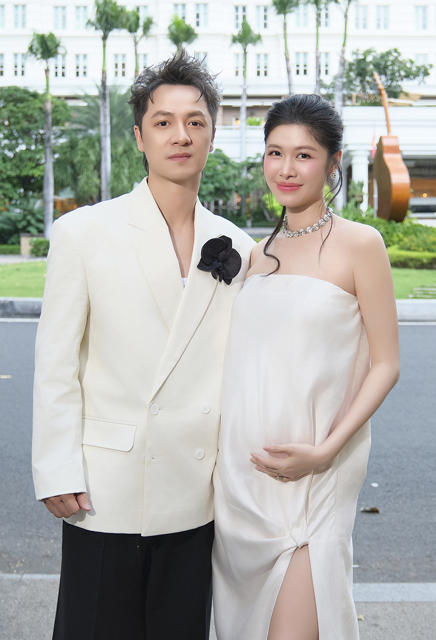 dang-khoi-1-6897-1723546412 Đăng Khôi bên vợ hiện mang thai ở tháng thứ năm. Ảnh: Nhân vật cung cấp