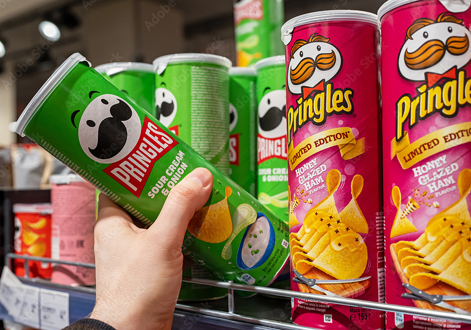 Pringles có thị phần lớn thứ tư toàn cầu trong các hãng snack, được Proctor & Gamble bán lại cho Kelloggs từ 2012. Ảnh: Pringles