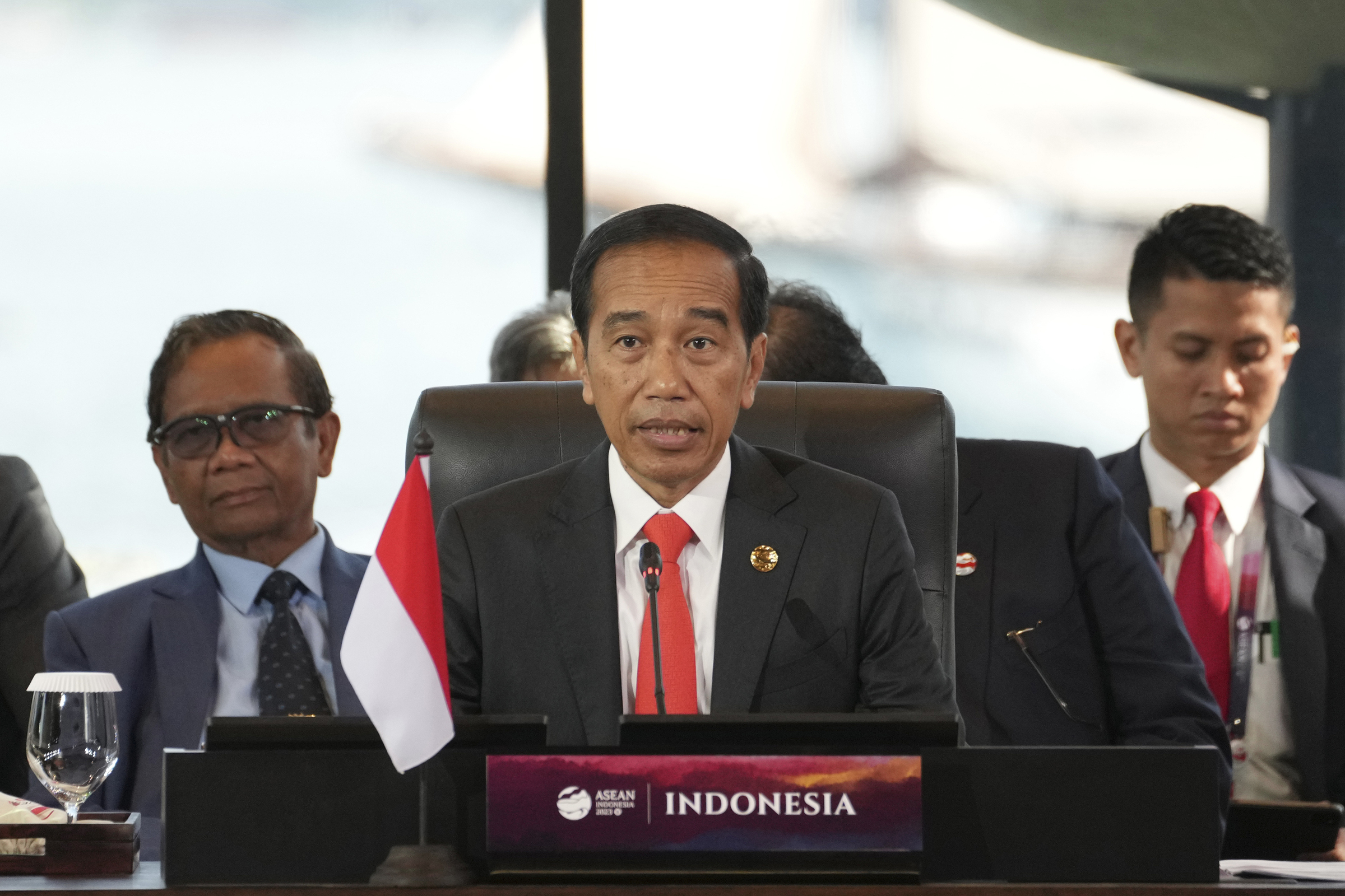 Tổng thống Indonesia Joko Widodo phát biểu tại Hội nghị Cấp cao ASEAN tại Labuan Bajo, Indonesia ngày 10/5. Ảnh: AFP