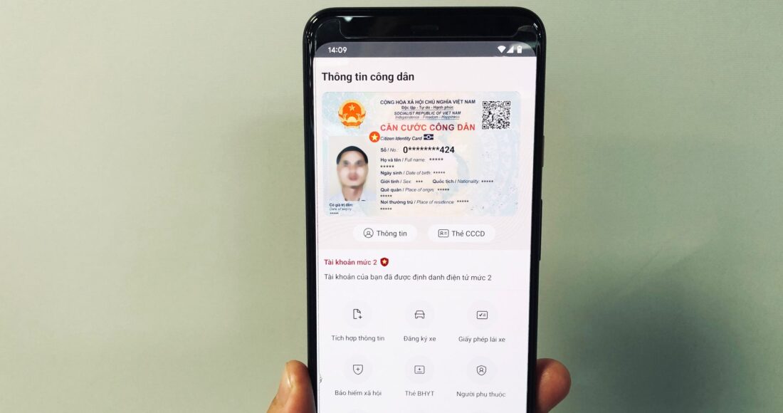 Các tiện ích trên ứng dụng VNeID, tháng 5/2023. Ảnh: Ngọc Thành