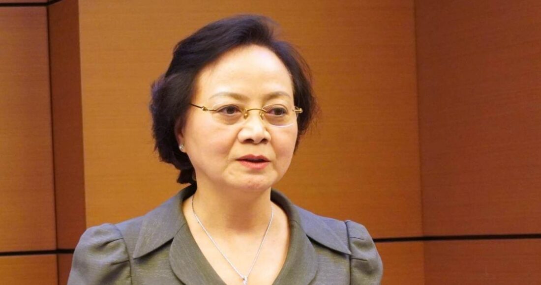 Bộ trưởng Nội vụ Phạm Thị Thanh Trà phát biểu tại tổ thảo luận của Quốc hội, sáng 25/5. Ảnh: Hoàng Phong