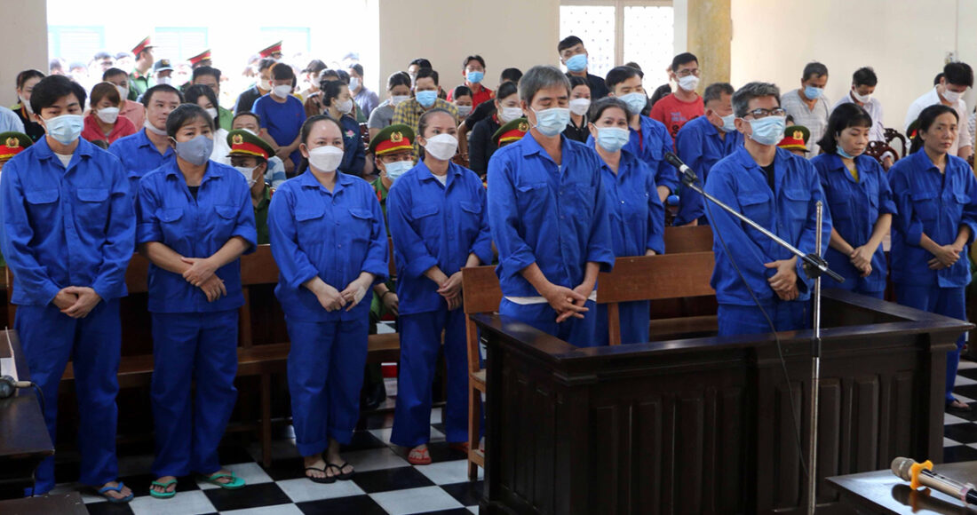 Các bị cáo tại phiên toà. Ảnh: An Bình