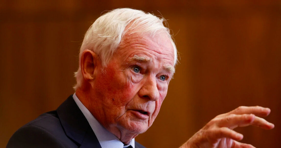 Cựu toàn quyền David Johnston họp báo tại Ottawa, Canada ngày 23/5. Ảnh: Reuters