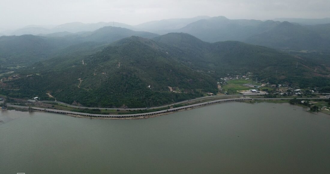 Đầm An Khê, vùng lõi của di tích Văn hóa Sa Huỳnh. Ảnh: Phạm Linh