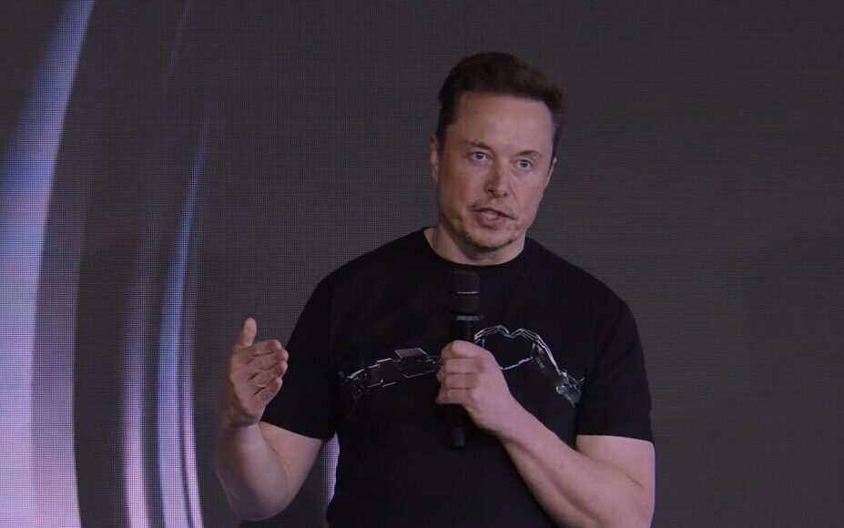 Elon Musk tại cuộc họp hôm 16/5. Ảnh: Tesla