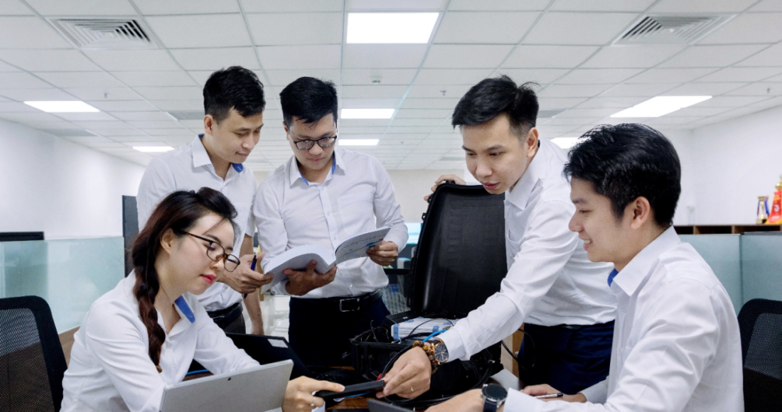 Đội ngũ cán bộ nhân viên tại MobiFone. Ảnh: MobiFone