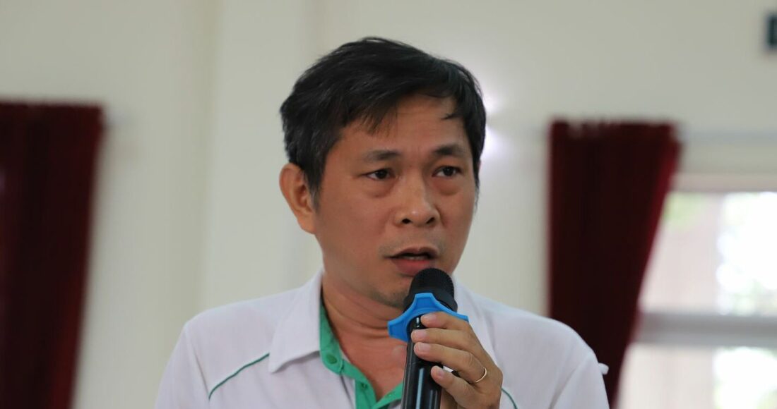 Ông Lưu Kim Hồng phát biểu tại buổi đối thoại, sáng 9/5. Ảnh: Lê Tuyết