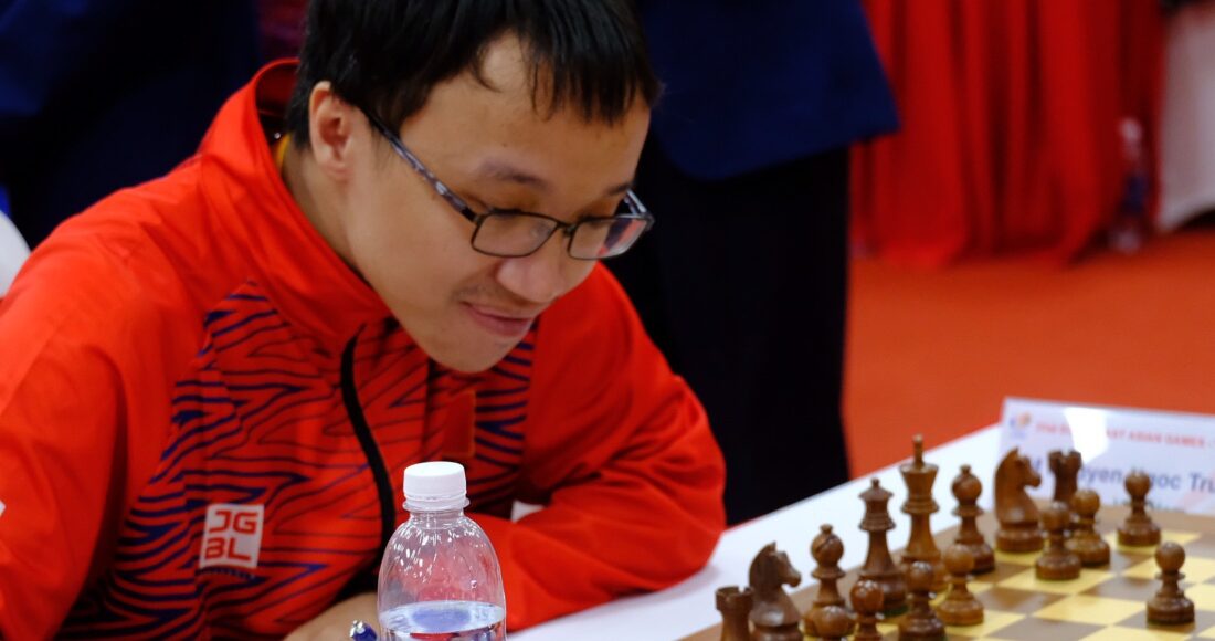 Kỳ thủ Nguyễn Ngọc Trường Sơn thi đấu cờ vua tại SEA Games 31 ở Quảng Ninh năm 2022.