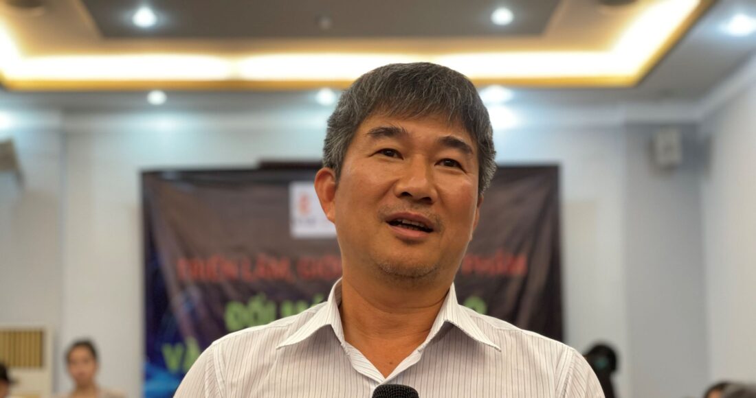 Ông Phan Ngân Sơn, nguyên Cục phó Cục Sở hữu Trí tuệ (Bộ Khoa học và Công nghệ) chia sẻ tại hội thảo, chiều 25/5. Ảnh: Hà An