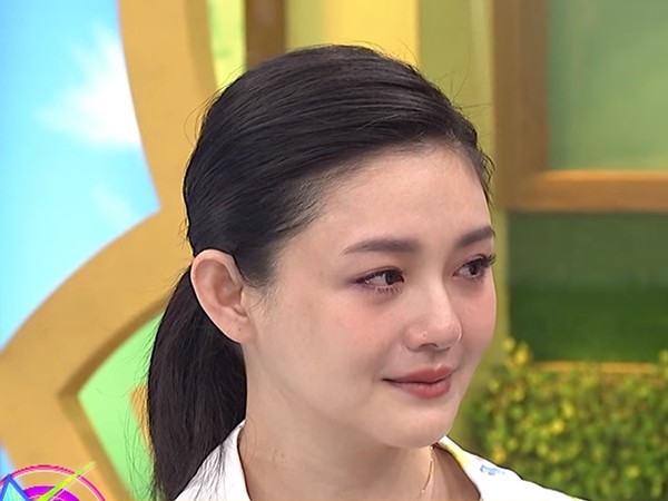 Hy Viên không đóng phim 10 năm qua, trước đó cô nổi tiếng với Vườn sao băng, Kiếm vũ, Bong bóng mùa hè, Chiến thần. Ảnh: Ettoday