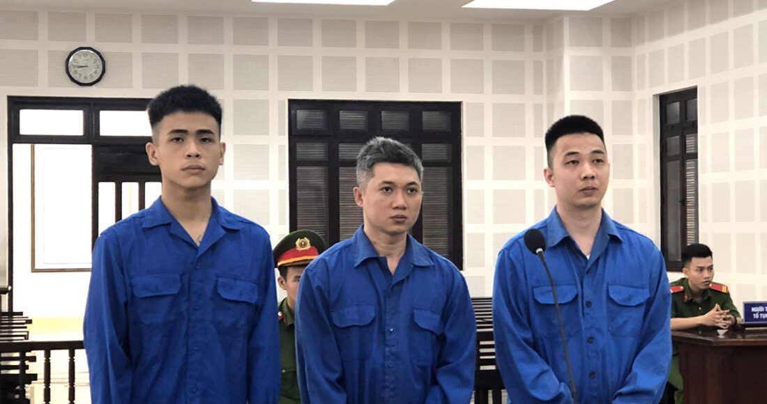 Ba bị cáo tại toà. Ảnh: Trạng Chi