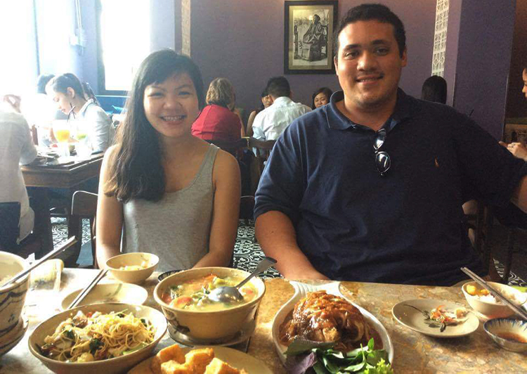 Xuân Hân và Bryant Bennett Payne gặp nhau khi lần đầu anh sang Việt Nam năm 2015. Khi đó, chàng trai Mỹ nặng 200kg. Ảnh: Nhân vật cung cấp