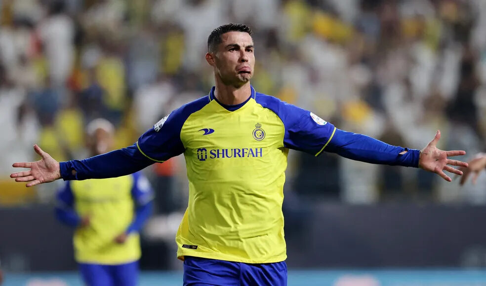 Ronaldo mừng bàn trong trận Al Nassr thắng Al Shabab 3-2 hôm 23/5. Ảnh: Reuters