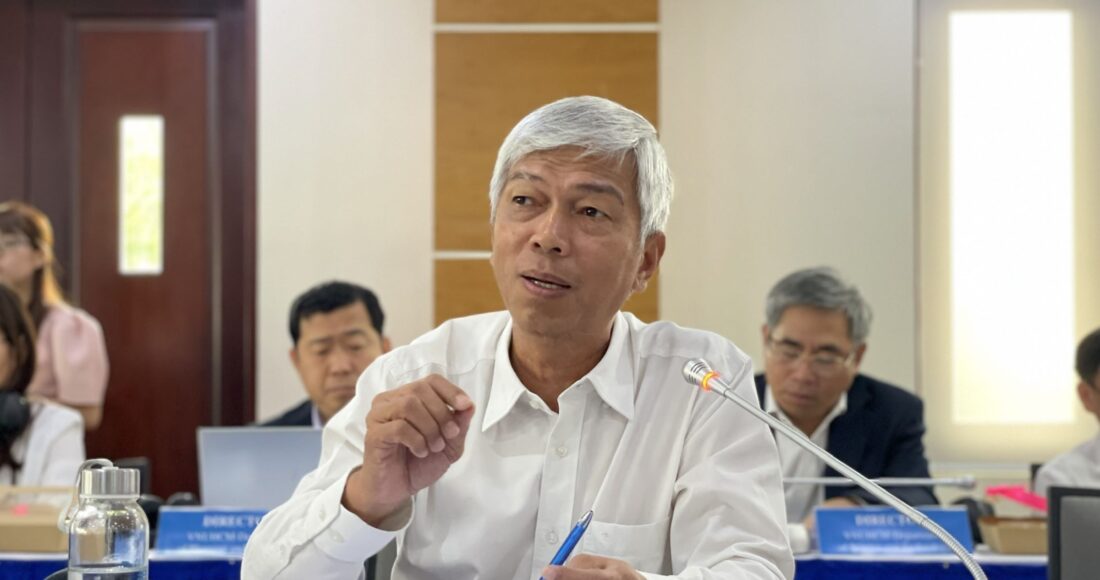 Phó chủ tịch UBND TP HCM Võ Văn Hoan nói về chiến lược thu hút đầu tư của TP HCM trong giai đoạn tới tại tọa đàm, chiều 18/7. Ảnh: Hà An