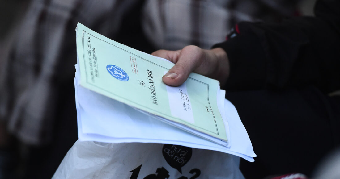 Người tham gia bảo hiểm xã hội đủ năm, khi hết tuổi lao động sẽ được đảm bảo lương hưu đến khi qua đời. Ảnh: Đình Văn