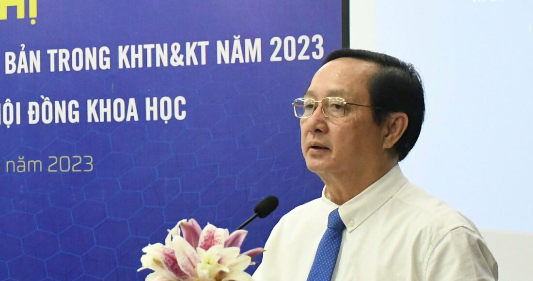 Bộ trưởng Huỳnh Thành Đạt phát biểu tại sự kiện sáng 15/8. Ảnh: QT