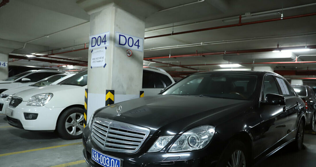 Một ôtô công ở Đà Nẵng được đấu giá sung công quỹ, năm 2019. Ảnh:Nguyễn Đông