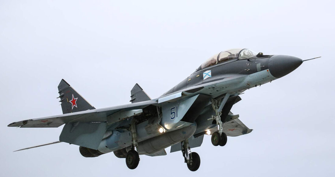 Tiêm kích MiG-29KUB NGa hạ cánh sau một chuyến bay năm 2020. Ảnh: RIA Novosti