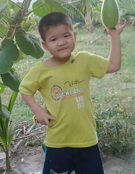 Trung Quân khi chưa phát bệnh, ở với bà ngoại tại Bình Thuận. Ảnh: Nhân vật cung cấp.