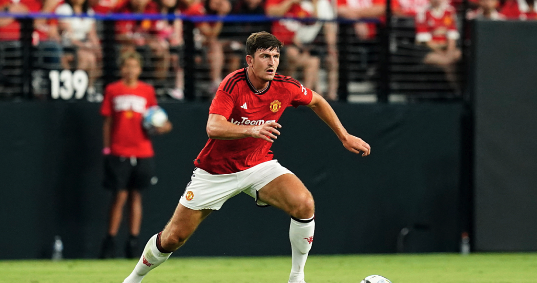Maguire muốn ở lại Man Utd để tranh suất thi đấu thay vì gia nhập West Ham. Ảnh: Reuters