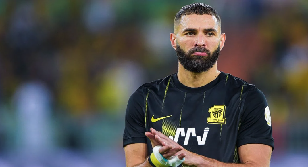 Benzema mâu thuẫn với HLV không lâu sau khi sang Arab Saudi thi đấu. Ảnh: Icon