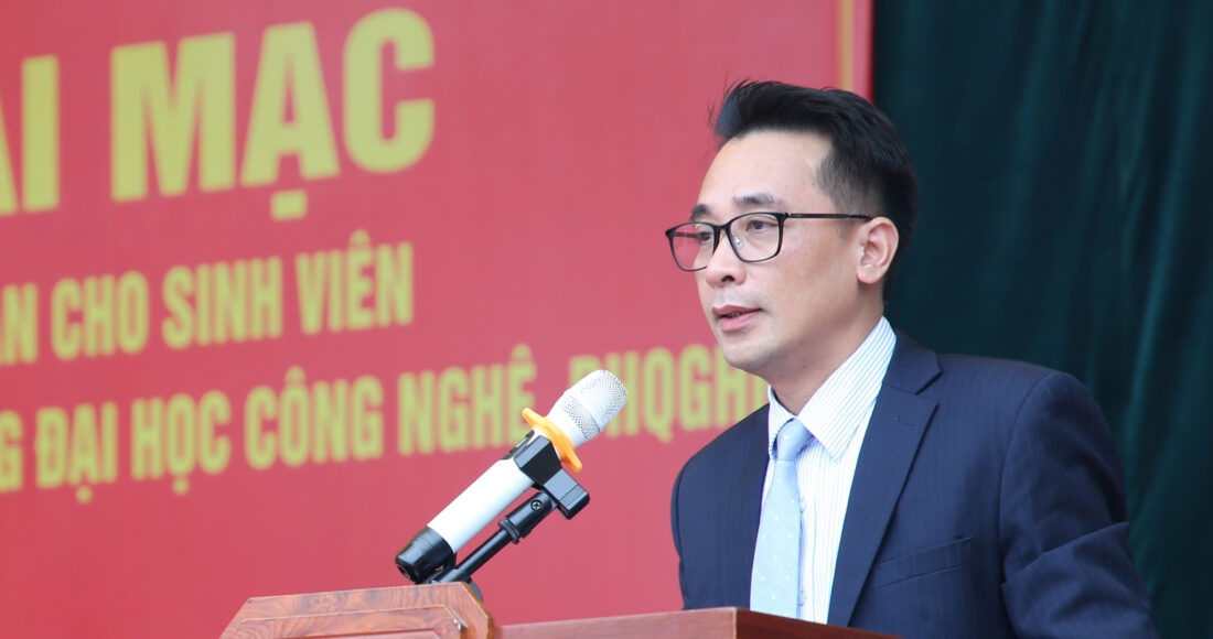 Giáo sư Chử Đức Trình. Ảnh: NVCC