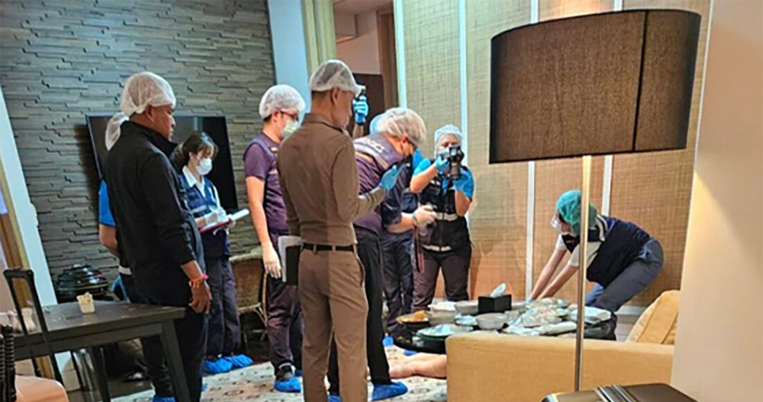 Cảnh sát và chuyên gia pháp y khám nghiệm nơi phát hiện 6 thi thể tại khách sạn ở Bangkok, Thái Lan ngày 16/7. Ảnh: Bangkok Post