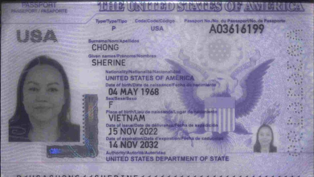 Hộ chiếu của bà Sherine Chong. Ảnh: Cảnh sát Thái Lan